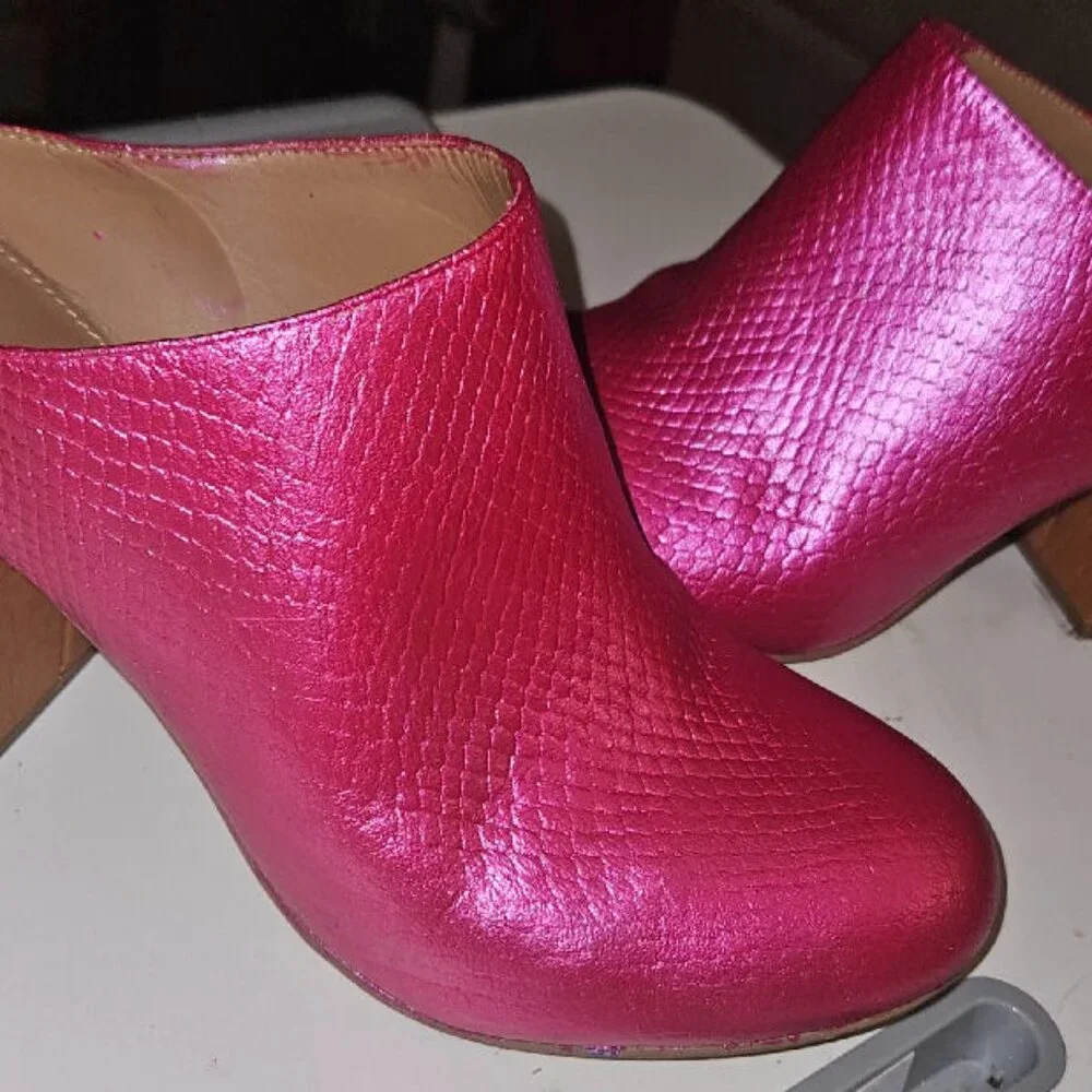 Calvin Klein Leather Mules - Picture 4 of 16